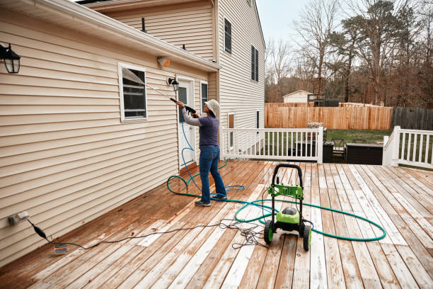 Best Pressure Washing Contractors  in Fredonia, WI