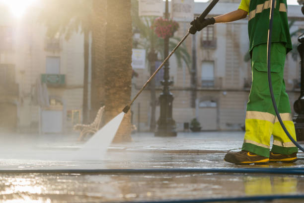 Best Roof Power Washing Services  in Fredonia, WI