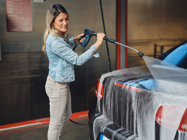 Best Roof Power Washing Services  in Fredonia, WI
